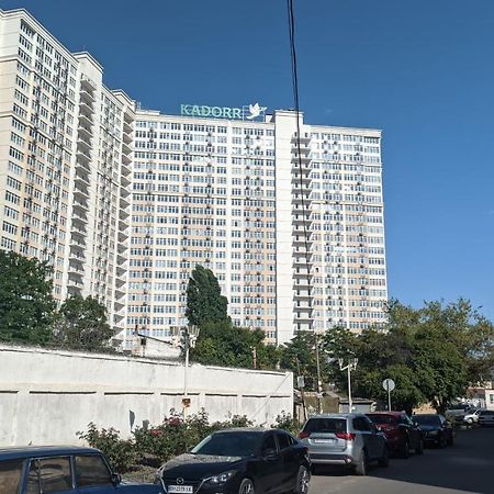 Квартира Кадорр Бассейная Apt Odeassa Basseinaya Appartement Odessa Buitenkant foto