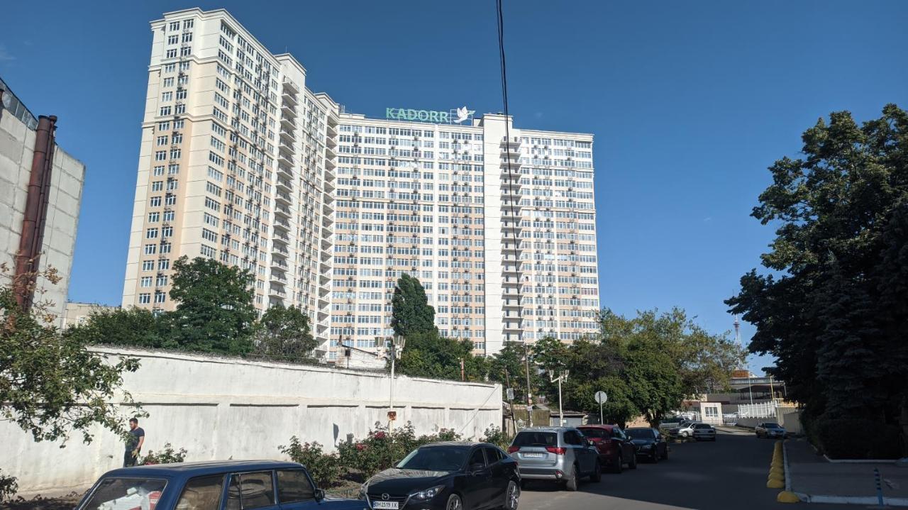 Квартира Кадорр Бассейная Apt Odeassa Basseinaya Appartement Odessa Buitenkant foto
